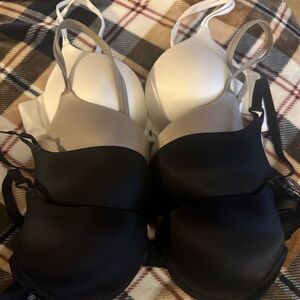 Victoria’s Secret Bra Lot